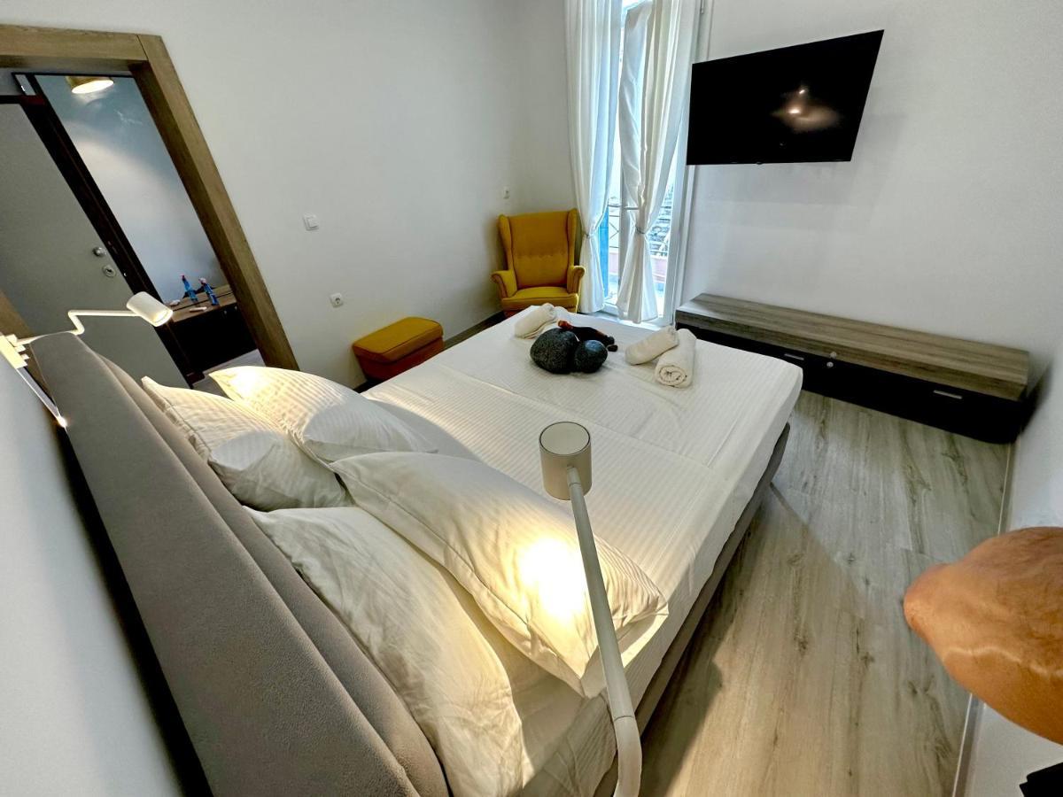 Travelers Luxury Suites, Studios & Apartments Corfu  Exterior photo