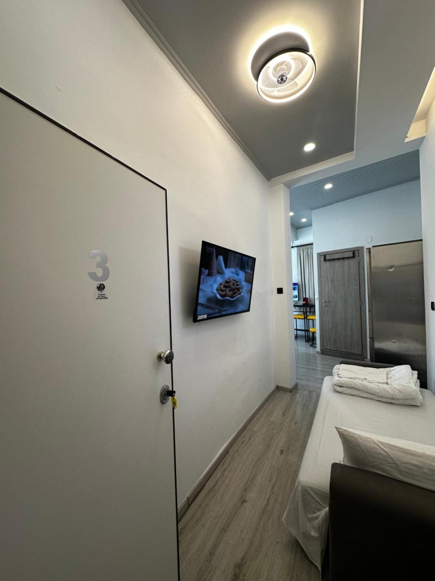 Travelers Luxury Suites, Studios & Apartments Corfu  Exterior photo