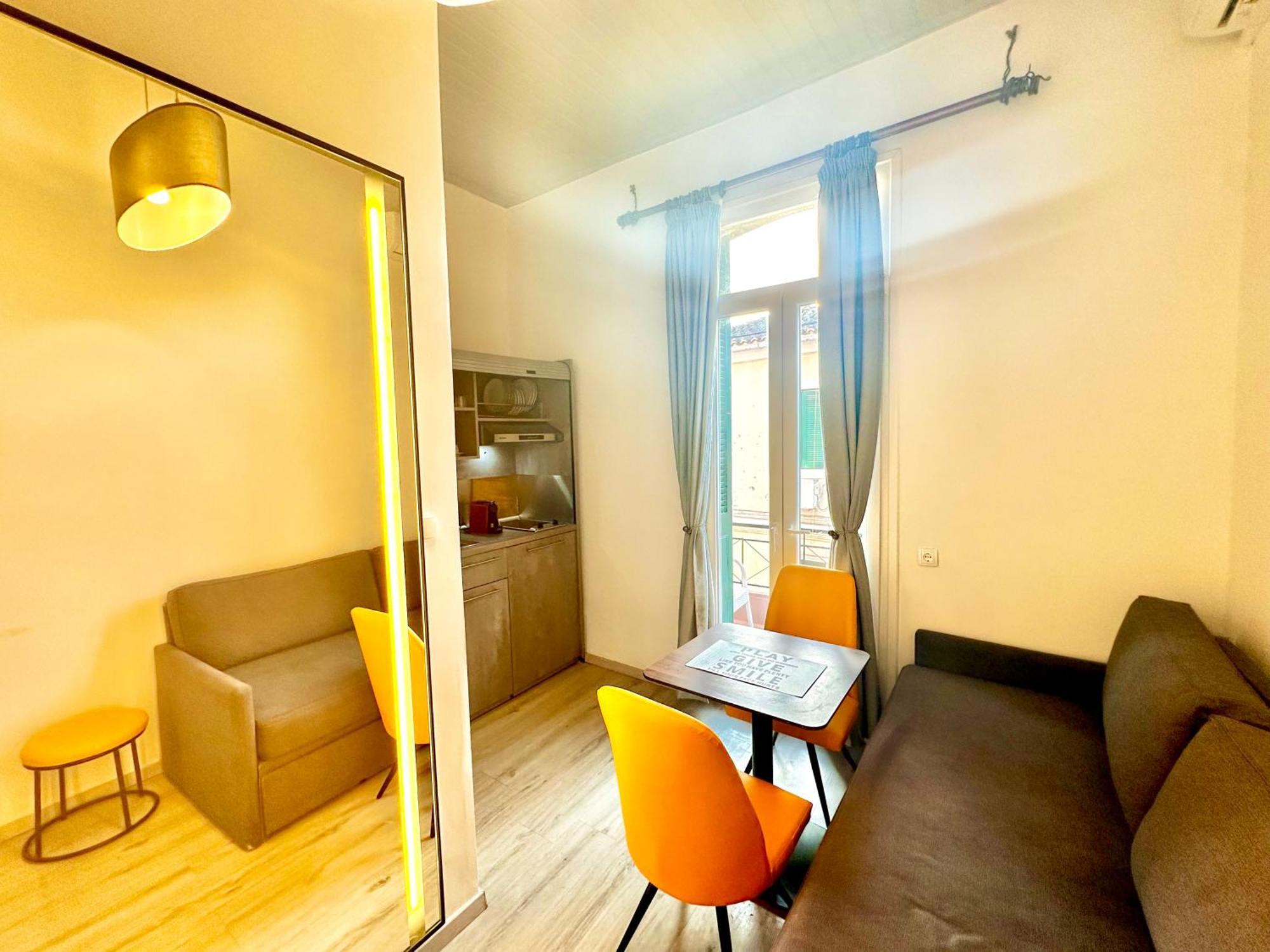 Travelers Luxury Suites, Studios & Apartments Corfu  Exterior photo