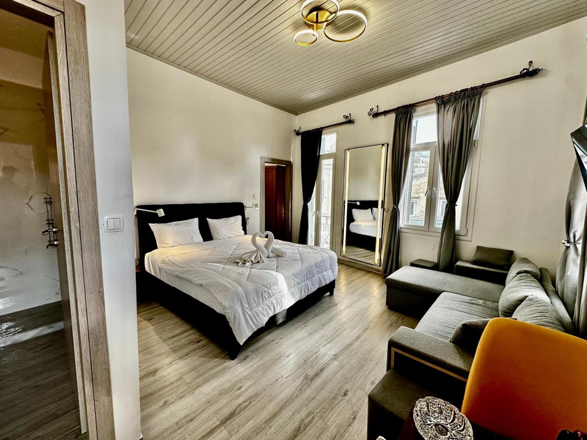 Travelers Luxury Suites, Studios & Apartments Corfu  Exterior photo